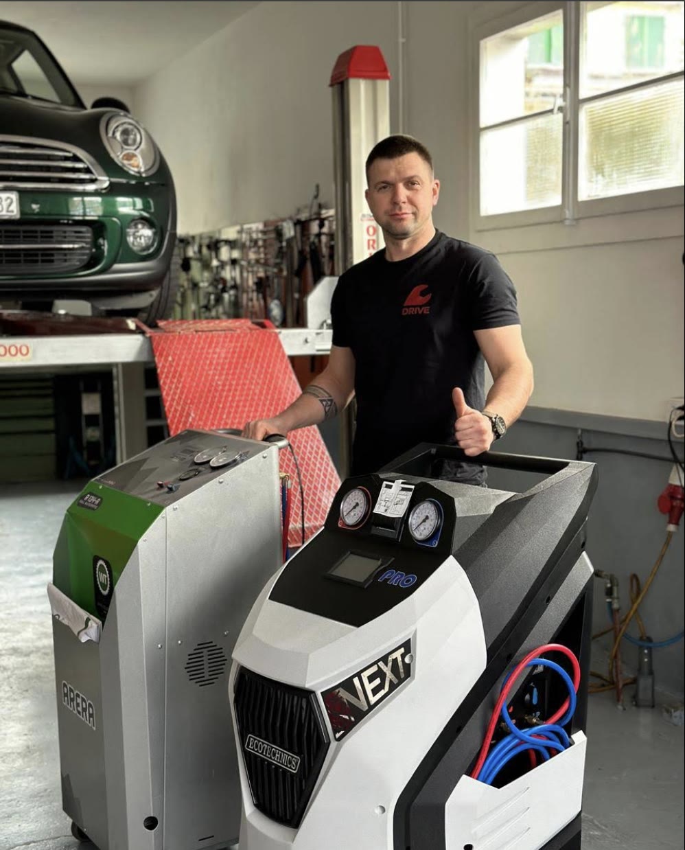 Roman Vlasyk in the workshop